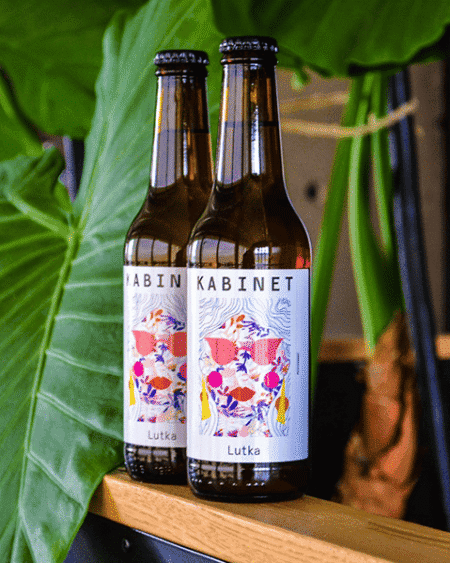 Kabinet beer Lutka slide 3 mobile
